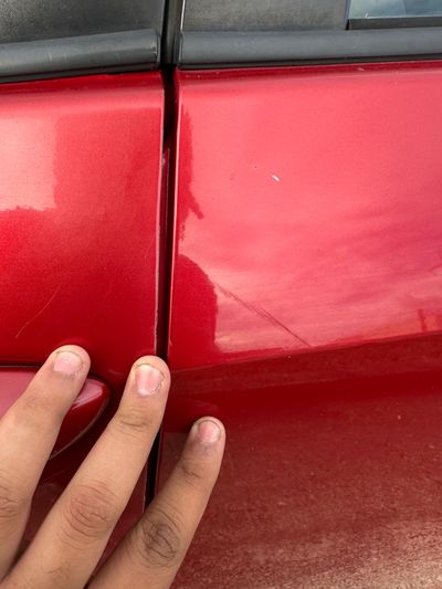 Scratches / Dings / Dents